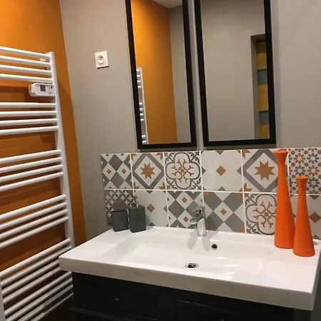 Le De La Canopee De Mios